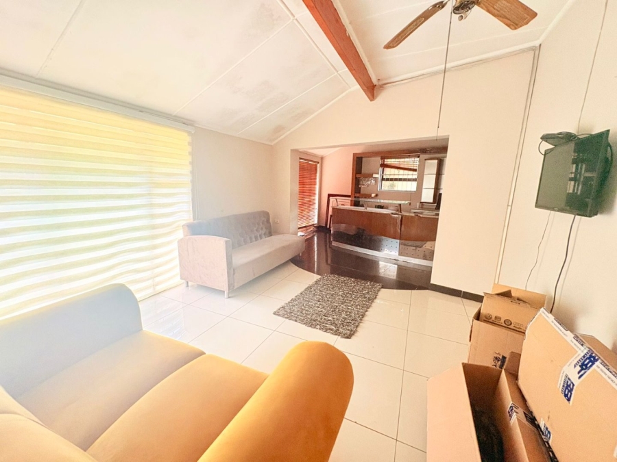 5 Bedroom Property for Sale in King Williams Town Central Eastern Cape